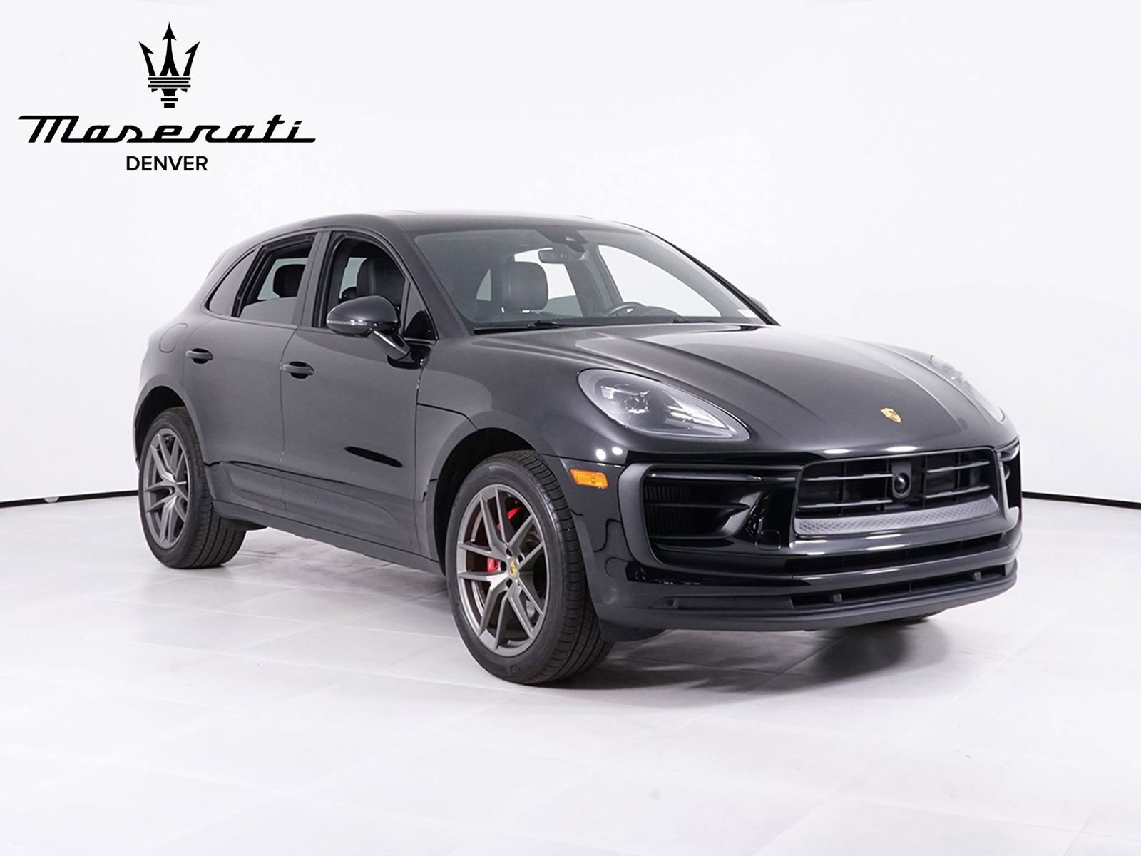 Used 2023 Porsche Macan S AWD/4WD image 10