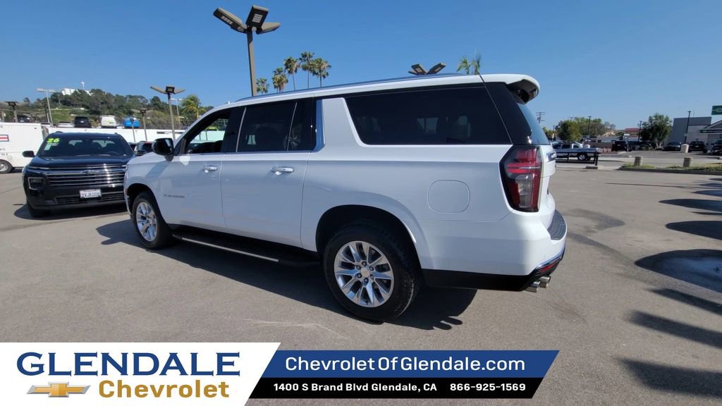 Used 2023 Chevrolet Suburban Premier image 6