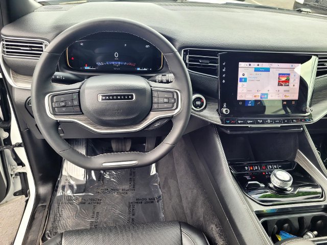 Used 2024 Jeep Wagoneer Series II AWD/4WD image 9