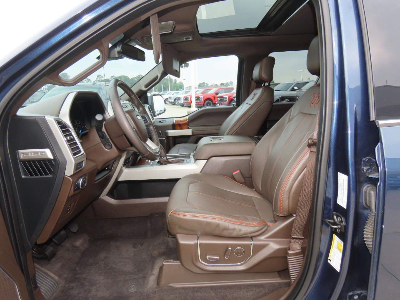 Used 2015 Ford F150 King Ranch w/ Equipment Group 601A Luxury AWD/4WD image 25
