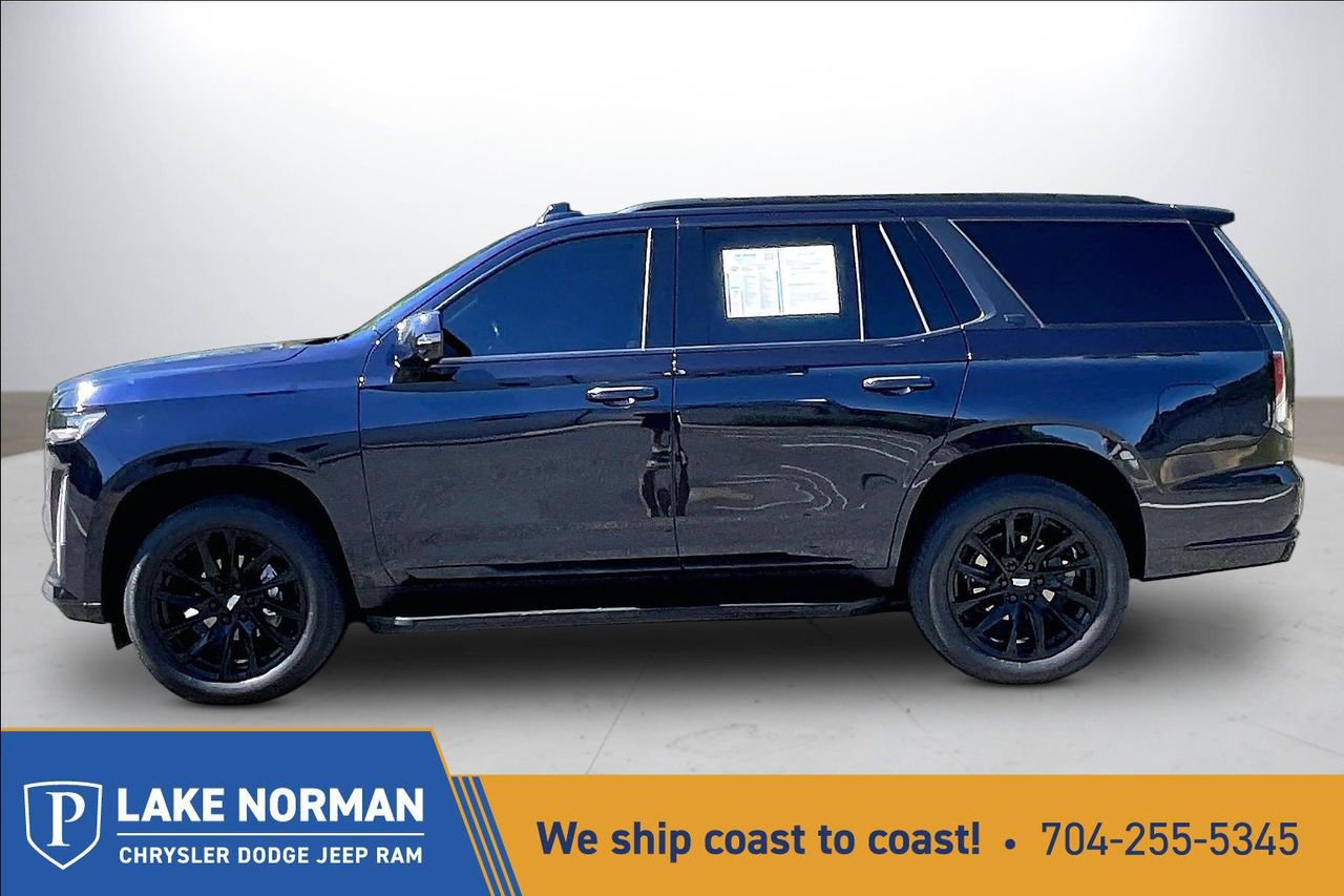 Used 2021 Cadillac Escalade Premium Luxury w/ LPO, Illumination Package AWD/4WD image 6