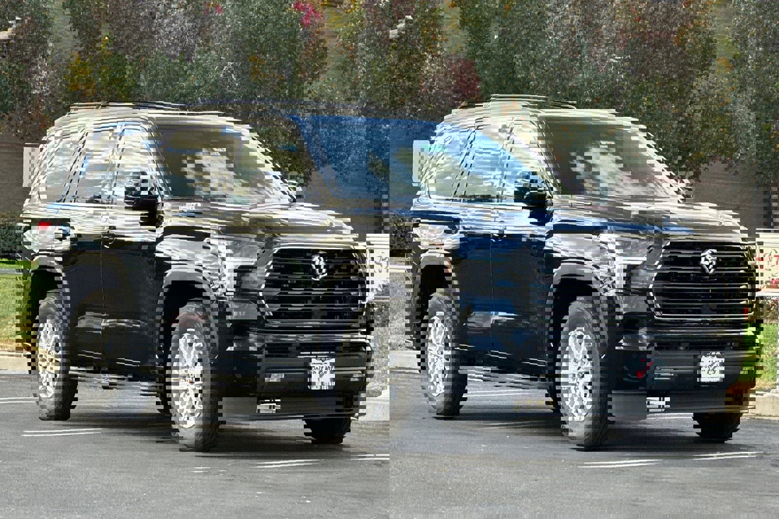 New 2026 Toyota Sequoia SR5 video 2