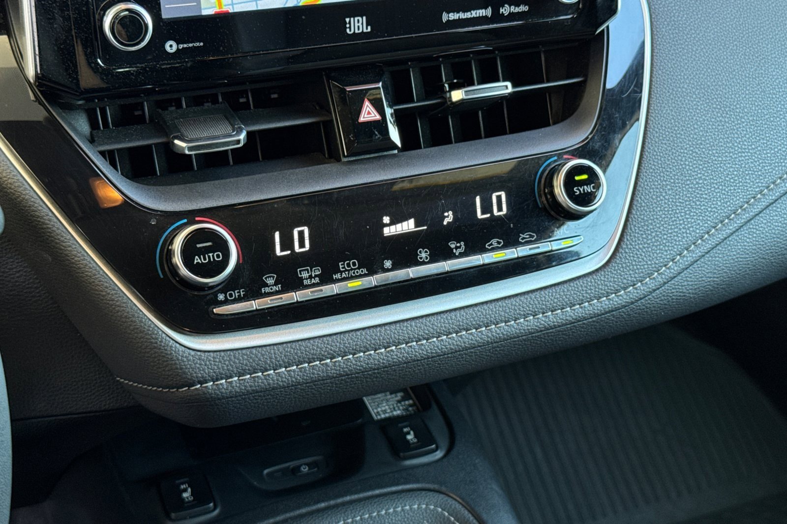 Certified 2020 Toyota Corolla XSE w/ XSE Preferred Package image 20