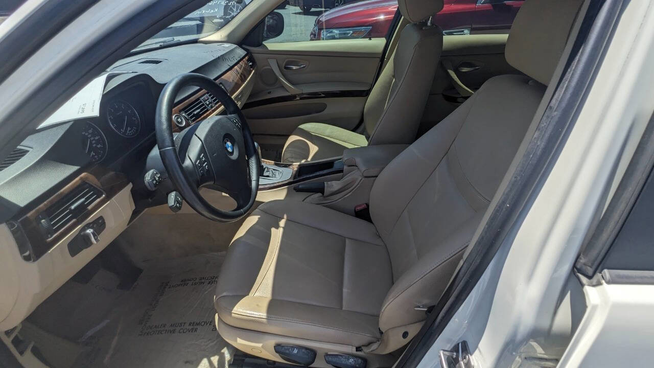 Used 2011 BMW 328i Sedan image 4