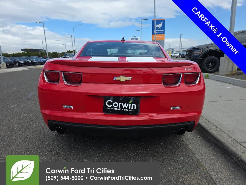 Used 2010 Chevrolet Camaro SS w/ RS Package RWD image 9