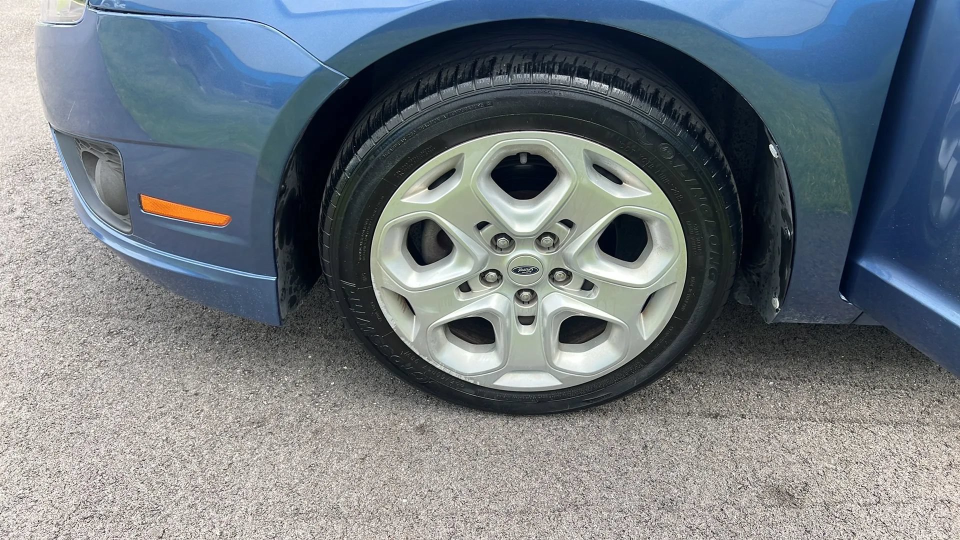 Used 2010 Ford Fusion SE FWD image 27