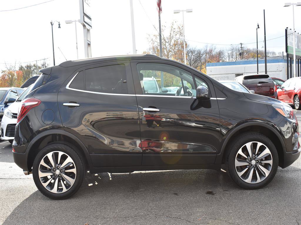 Used 2022 Buick Encore Preferred w/ Safety Package image 4