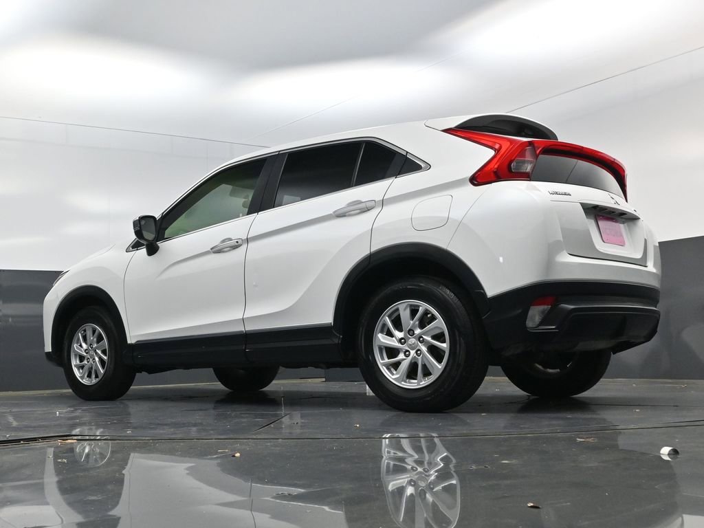 Used 2018 Mitsubishi Eclipse Cross ES image 16