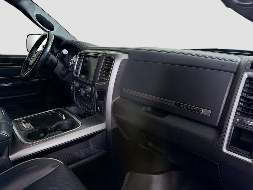 Used 2018 RAM 2500 Limited AWD/4WD image 33