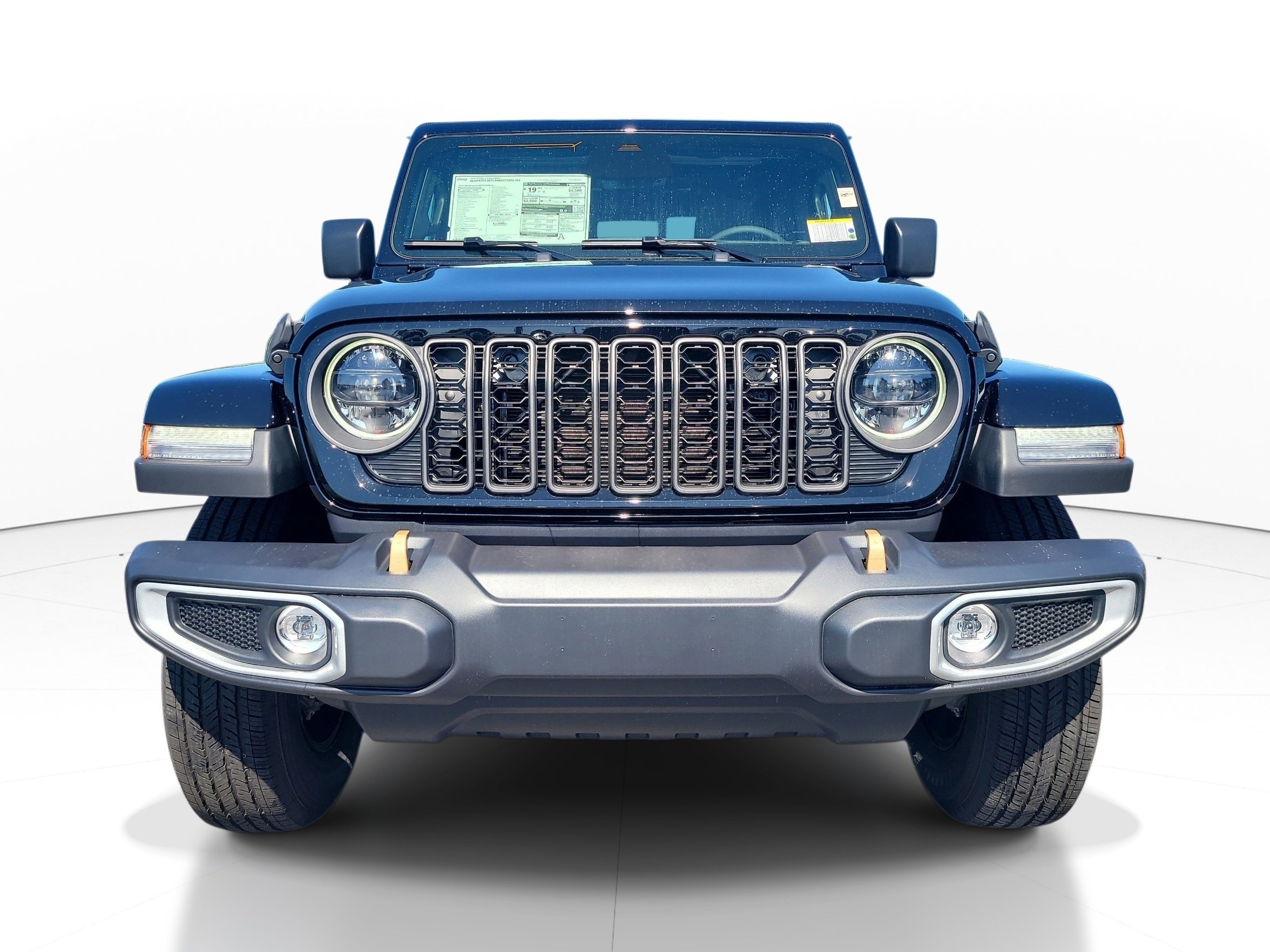 New 2026 Jeep Gladiator Sport AWD/4WD image 3