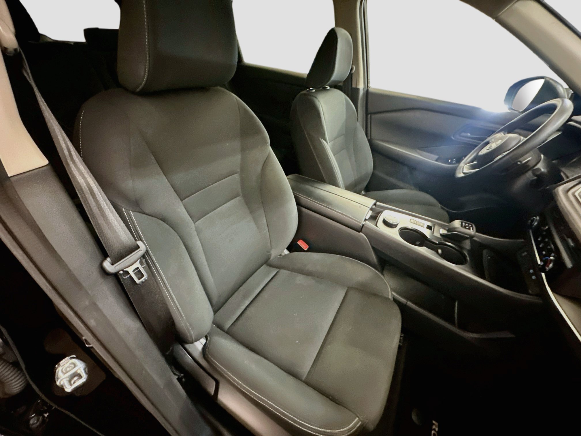Used 2024 Nissan Rogue S AWD/4WD image 31