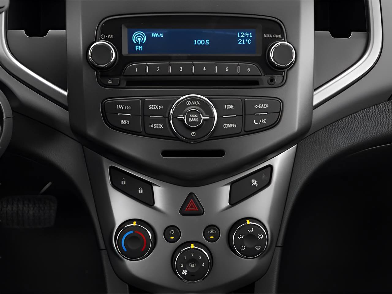 Used 2014 Chevrolet Sonic LT image 43