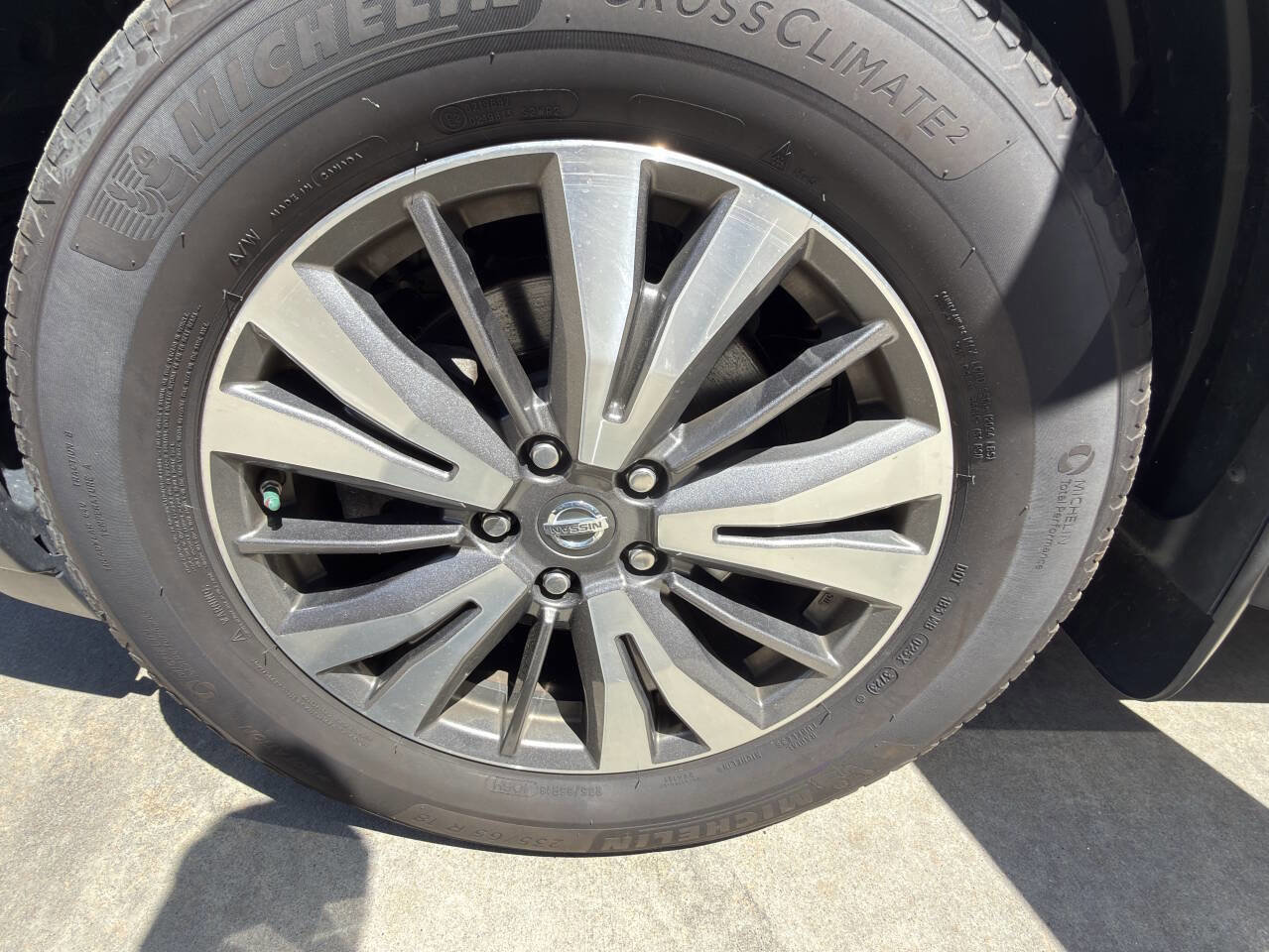 Used 2017 Nissan Pathfinder S AWD/4WD image 63
