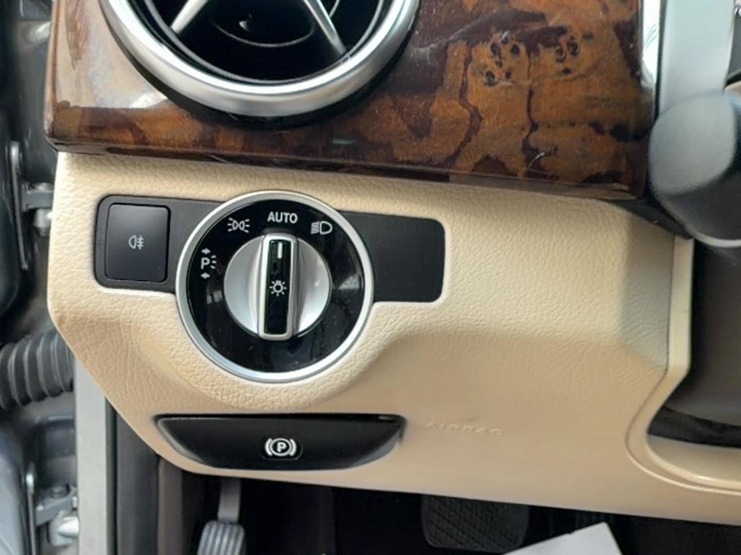 Used 2013 Mercedes-Benz GLK 350 4MATIC image 16