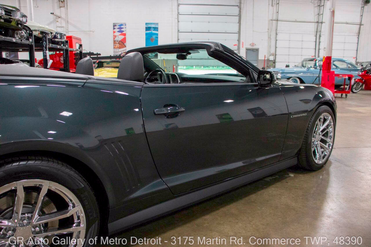 Used 2013 Chevrolet Camaro ZL1 RWD image 24