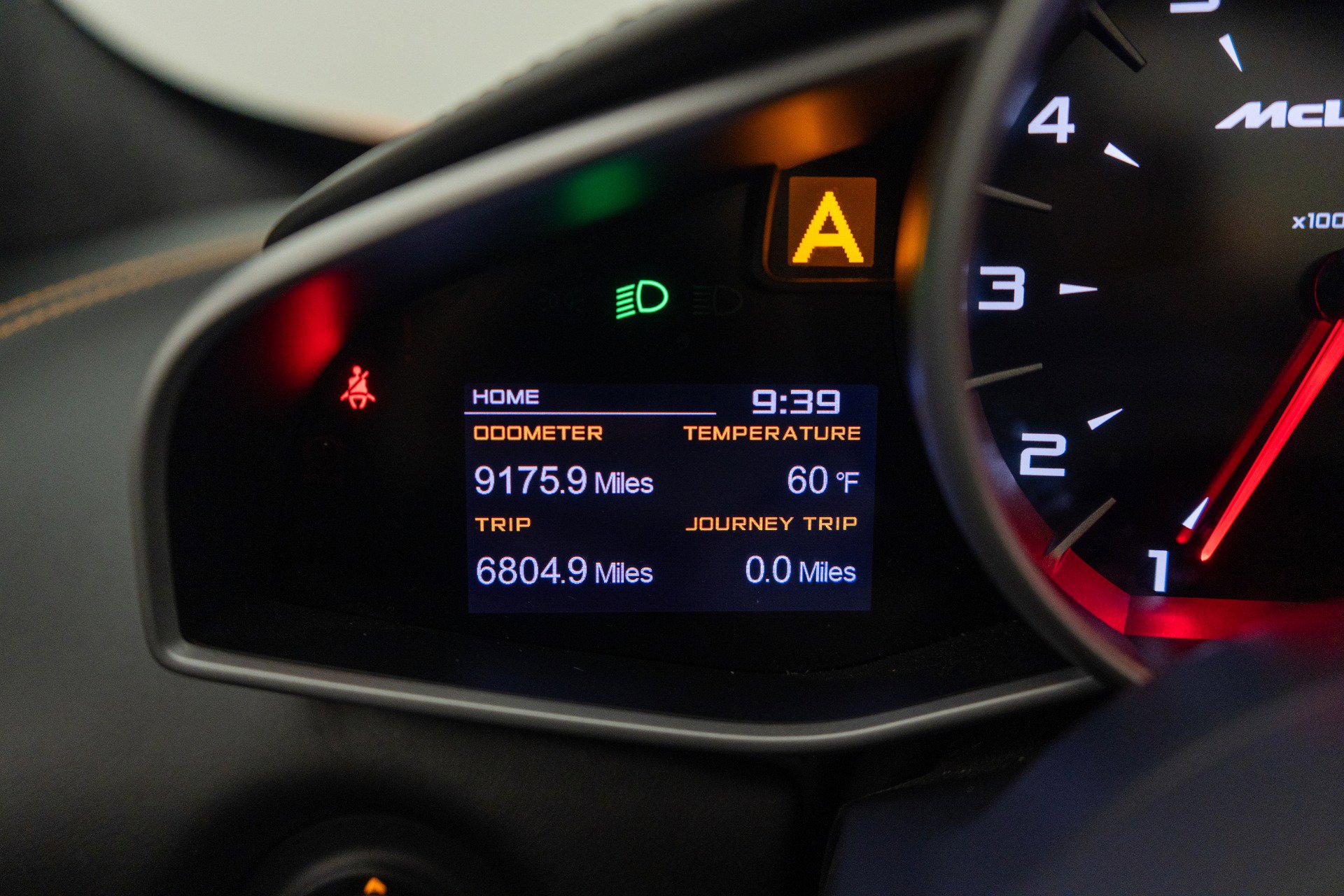Used 2015 McLaren 650S Spider RWD image 21