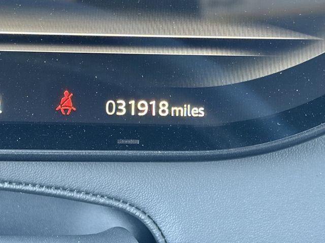 Used 2025 Land Rover Range Rover Sport SE image 12