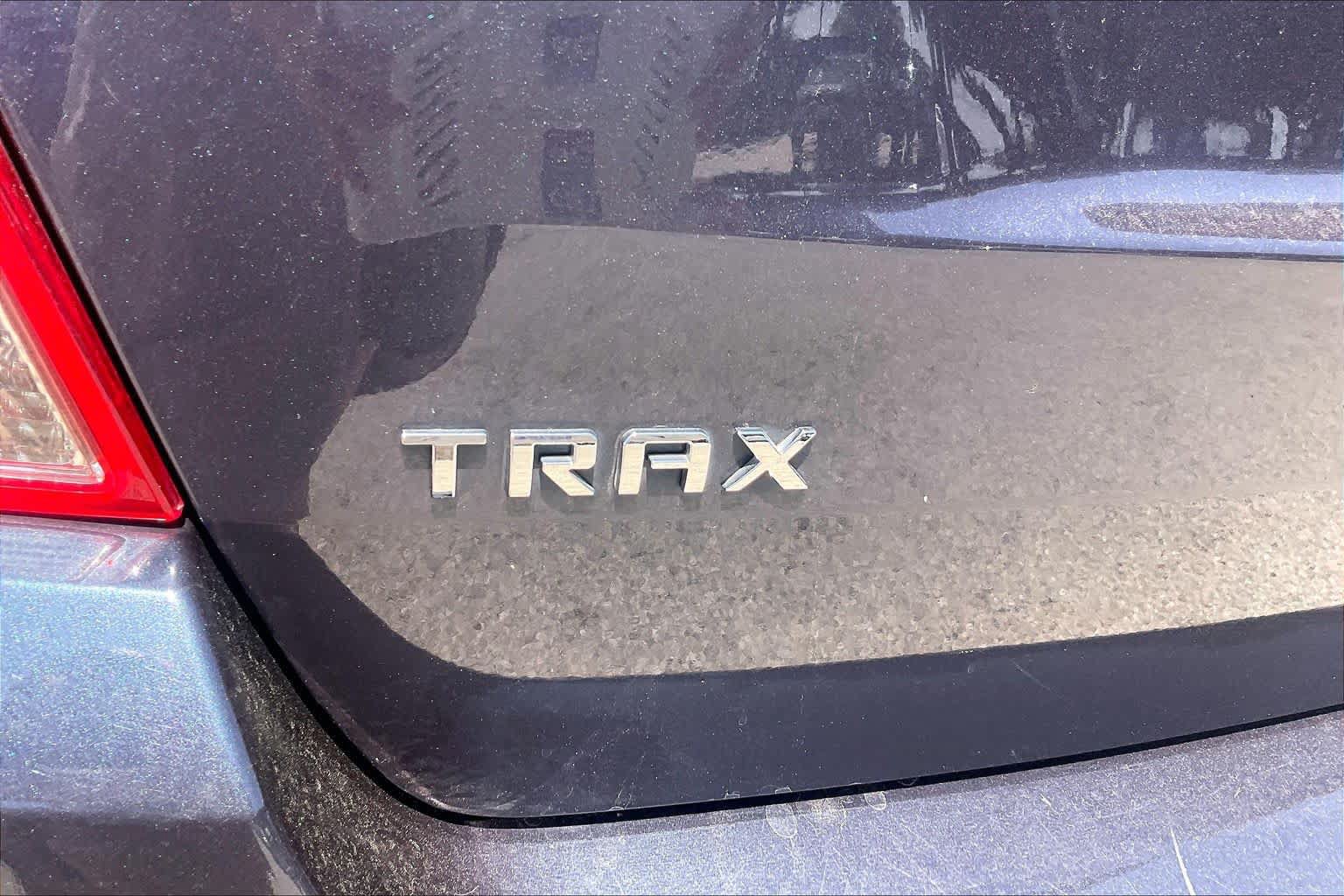 Used 2019 Chevrolet Trax LS w/ Tint and Cruise Package FWD image 30