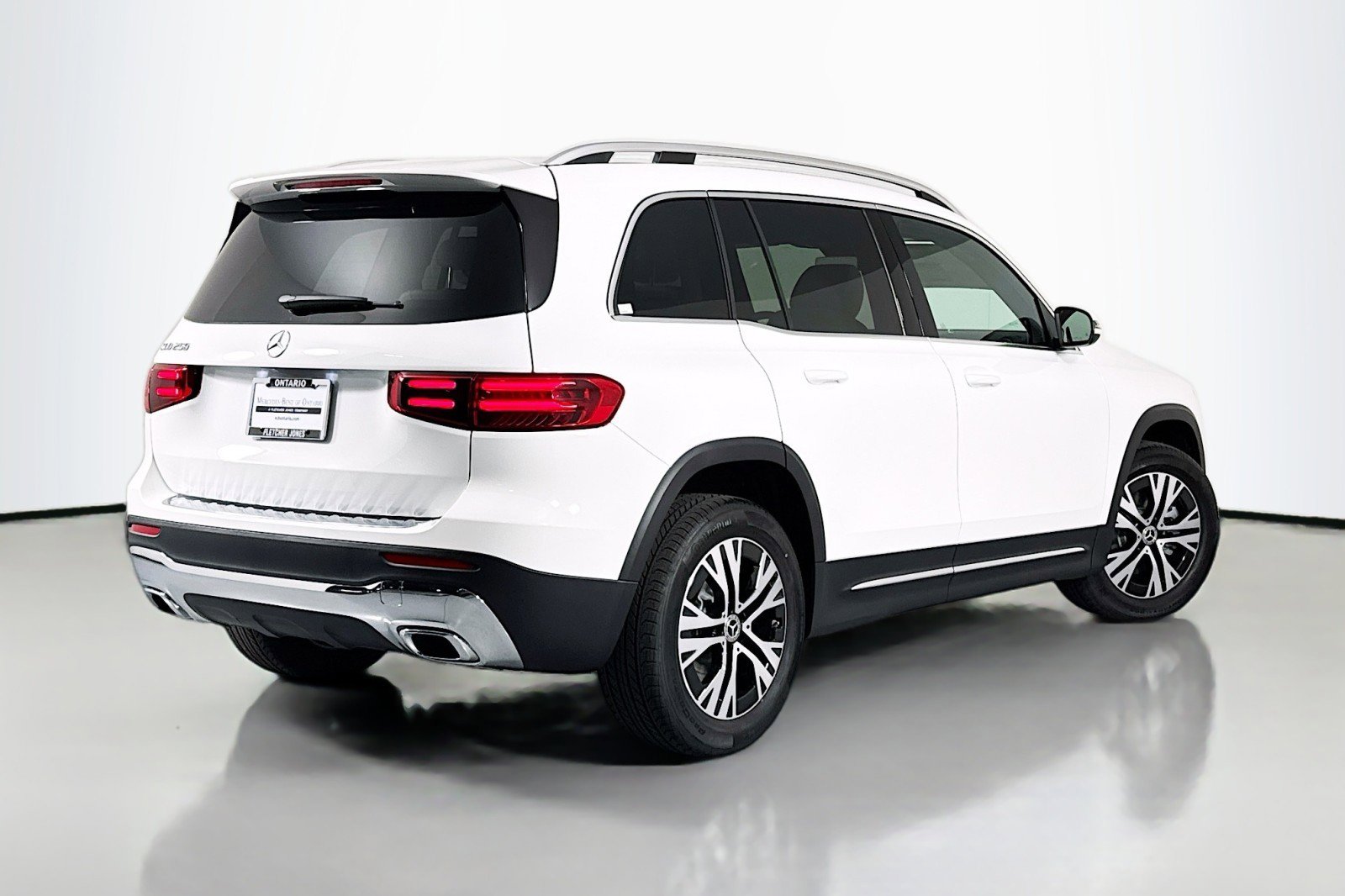 New 2026 Mercedes-Benz GLB 250 image 11