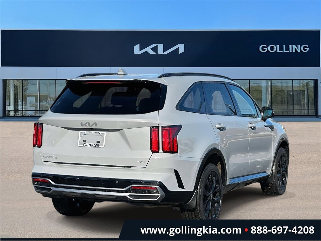 Certified 2023 Kia Sorento SX image 3
