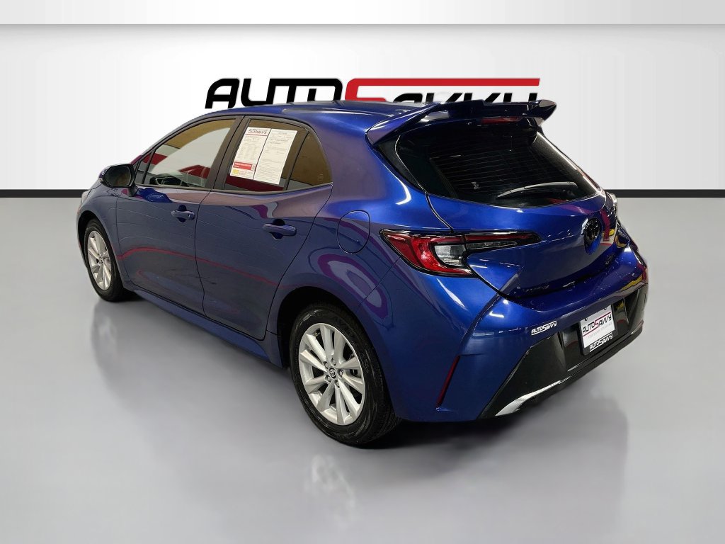 Used 2025 Toyota Corolla XSE FWD image 5