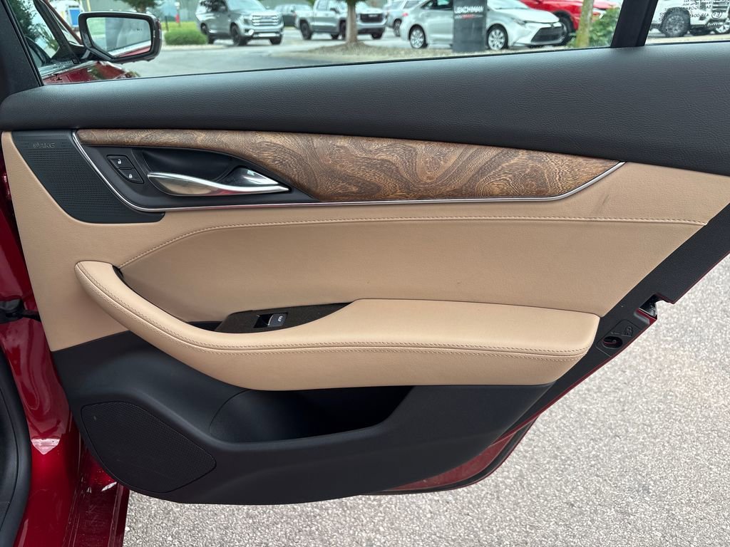 Used 2025 Cadillac CT5 Premium Luxury RWD image 39