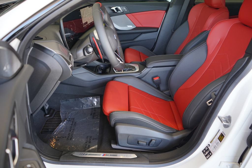 Used 2026 BMW M235i xDrive w/ Technology Package AWD/4WD image 11
