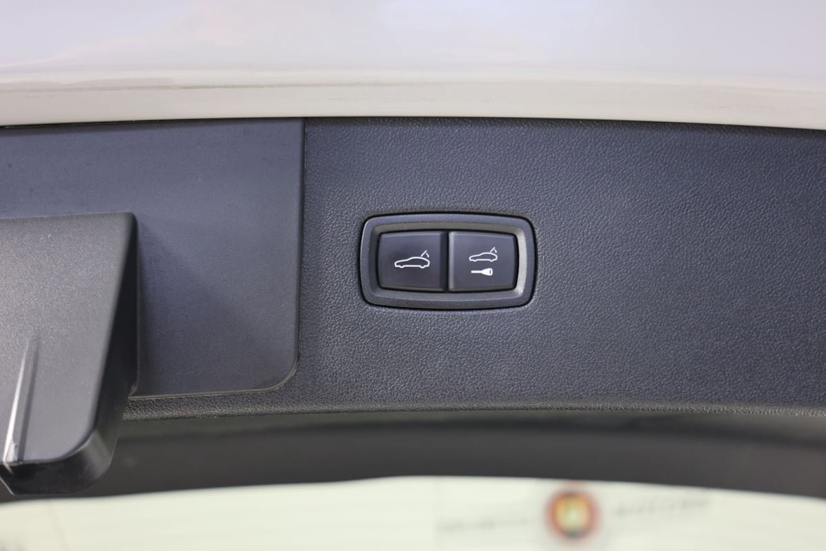 Used 2020 Porsche Cayenne S AWD/4WD image 34