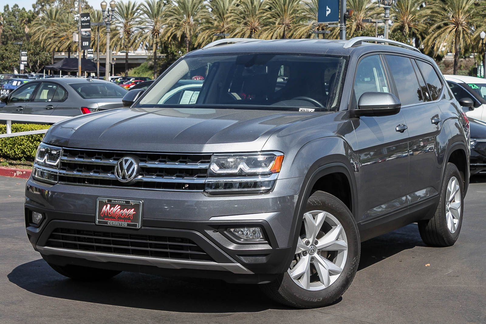 Used 2019 Volkswagen Atlas SE image 1