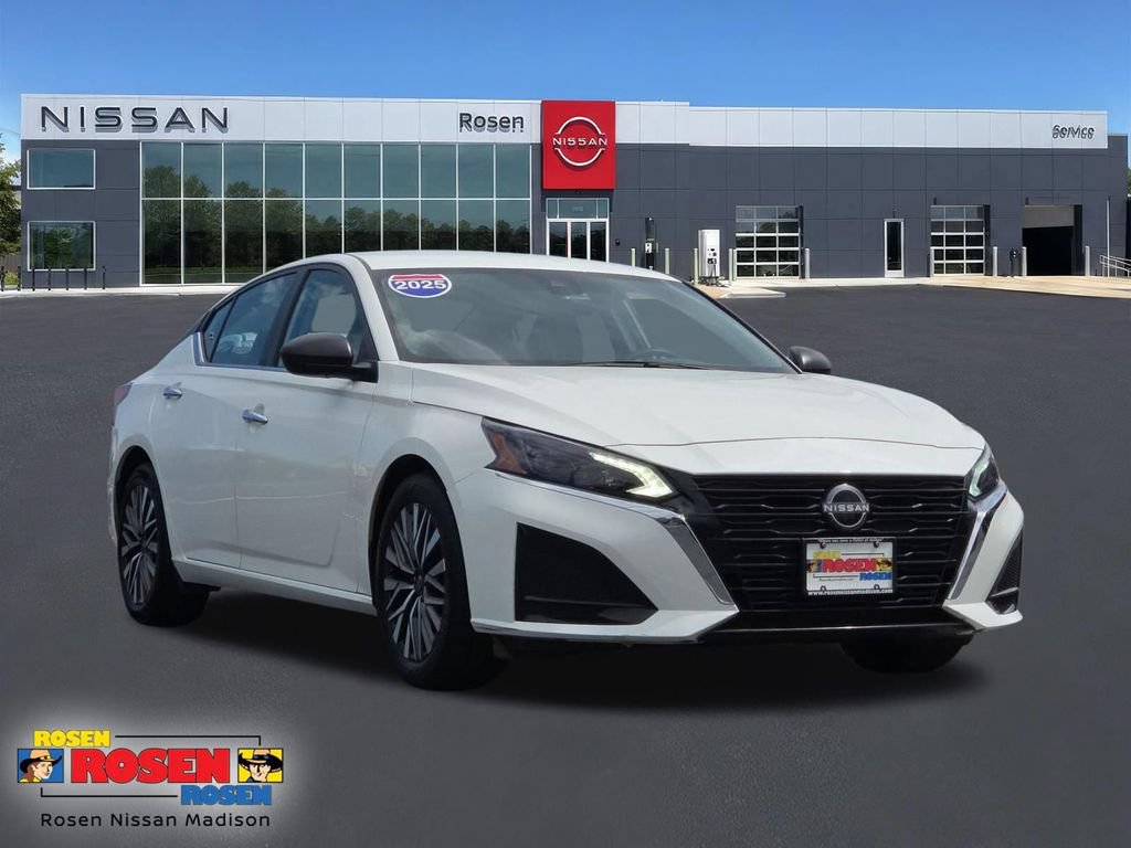Used 2025 Nissan Altima 2.5 SV