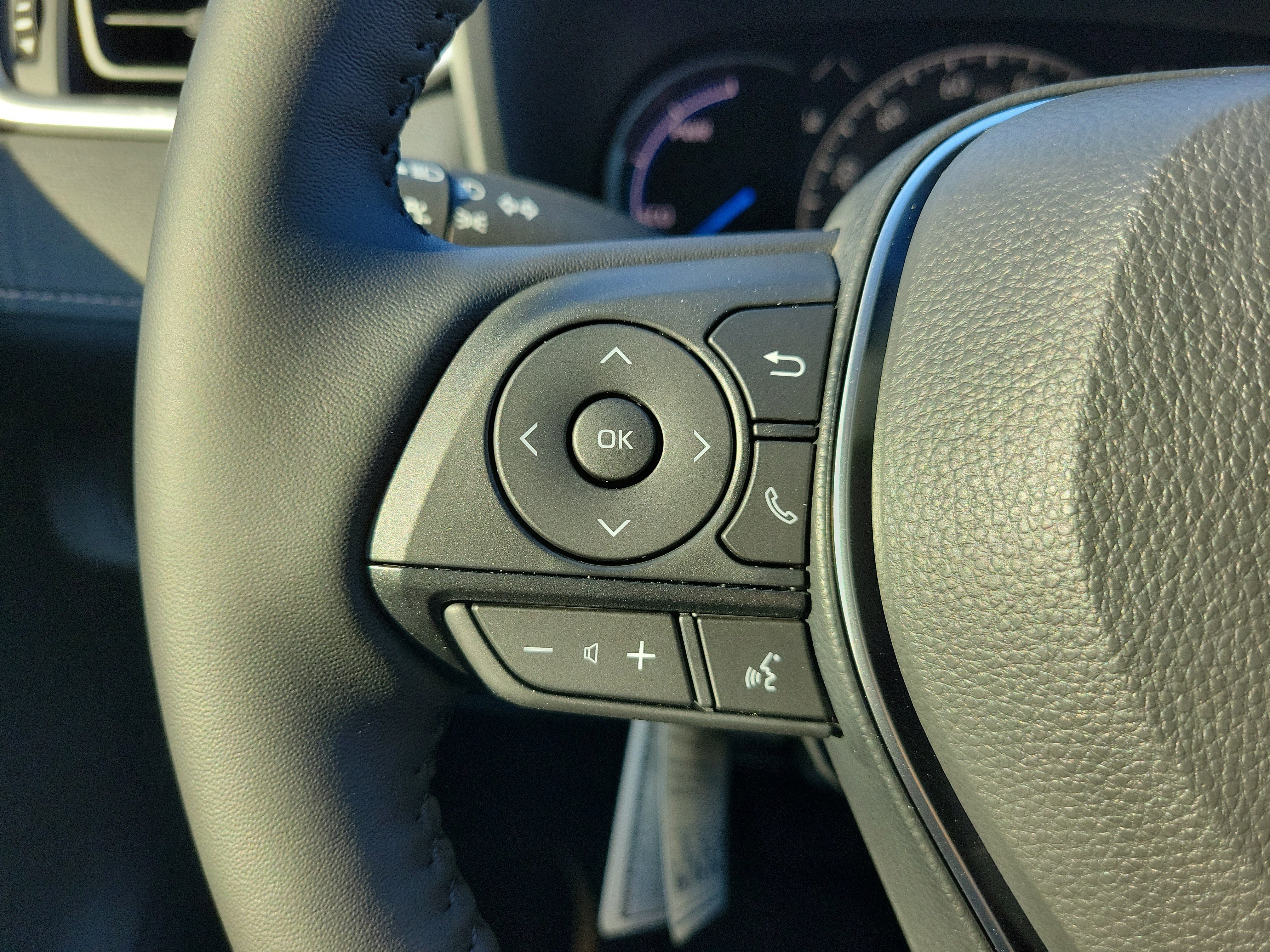 New 2025 Toyota RAV4 XLE w/ Convenience Package image 29