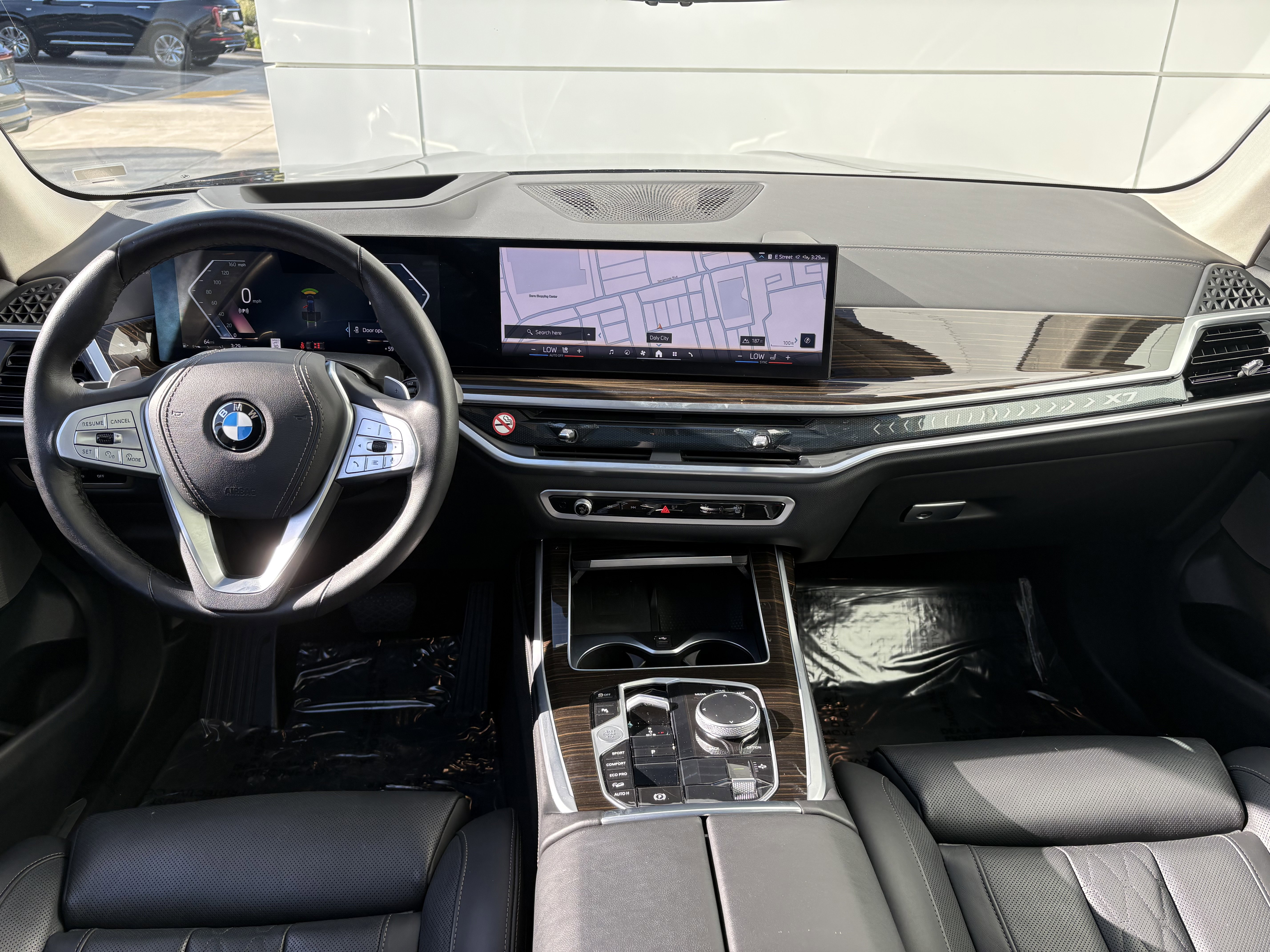Used 2025 BMW X7 xDrive40i image 22