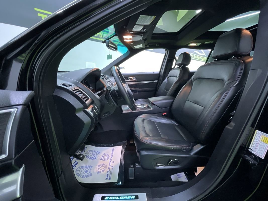 Used 2016 Ford Explorer Sport w/ Equipment Group 401A image 18