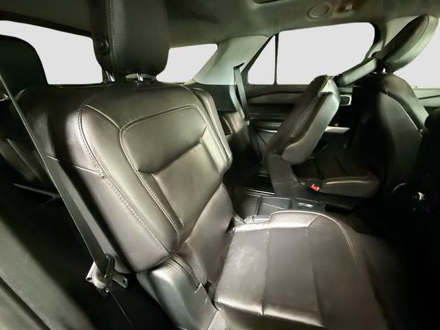 Used 2020 Ford Explorer XLT w/ Equipment Group 202A image 26