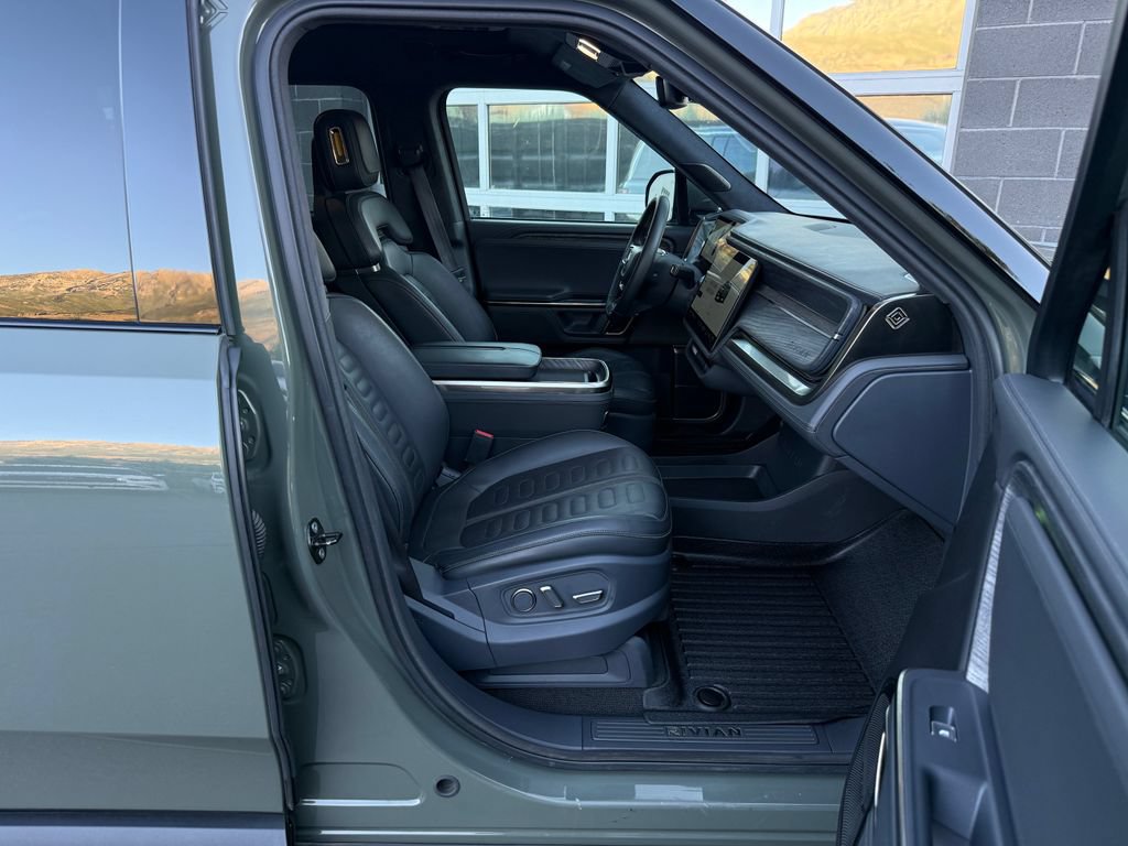 Used 2022 Rivian R1S Launch Edition Quad AWD/4WD image 51