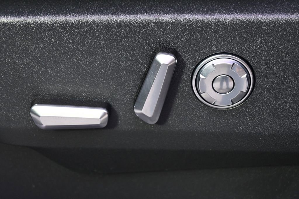 New 2025 Lincoln Navigator L Reserve w/ Jet Appearance Package image 14