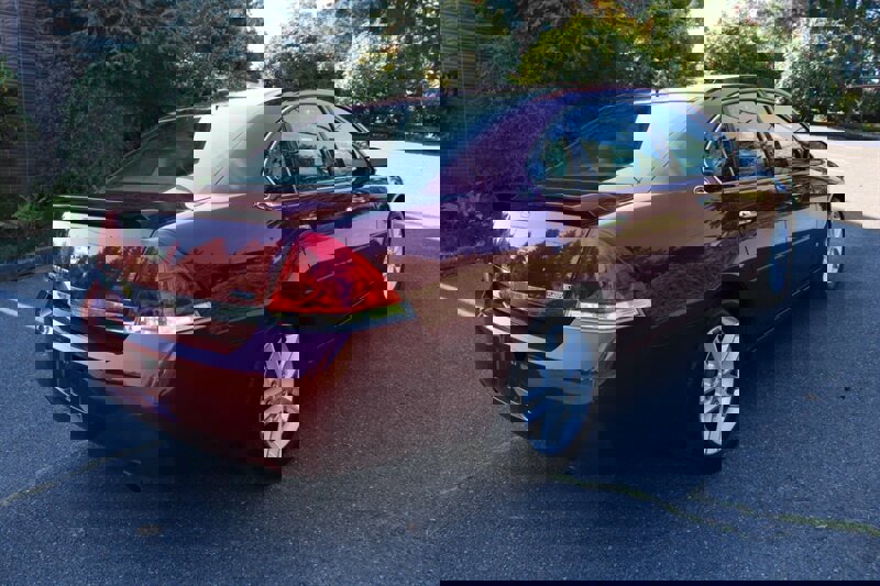 Used 2008 Chevrolet Impala LTZ image 3