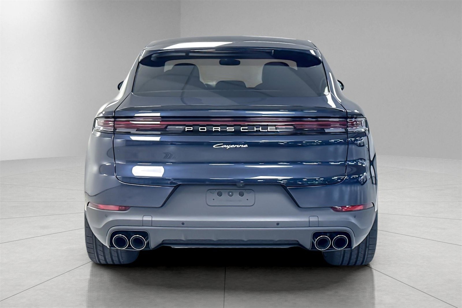New 2025 Porsche Cayenne Coupe image 7