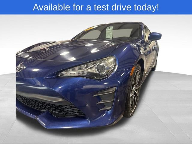 Used 2017 Toyota 86 image 3