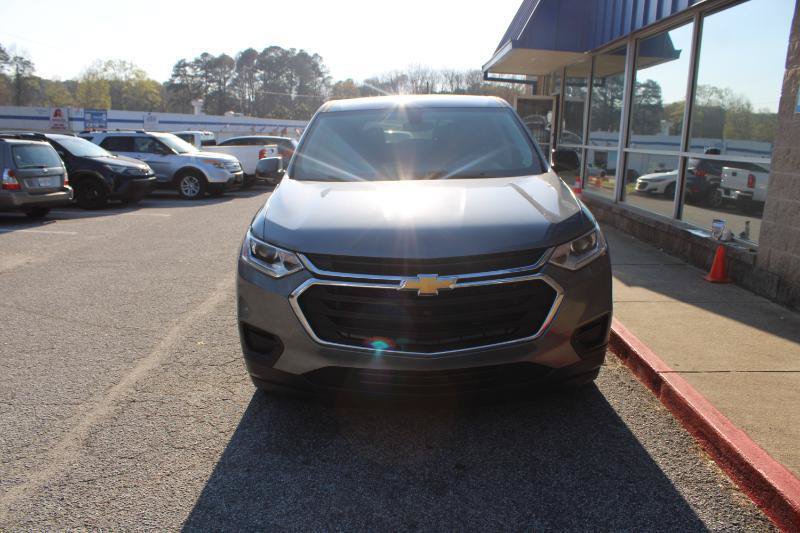 Used 2020 Chevrolet Traverse LS FWD image 2
