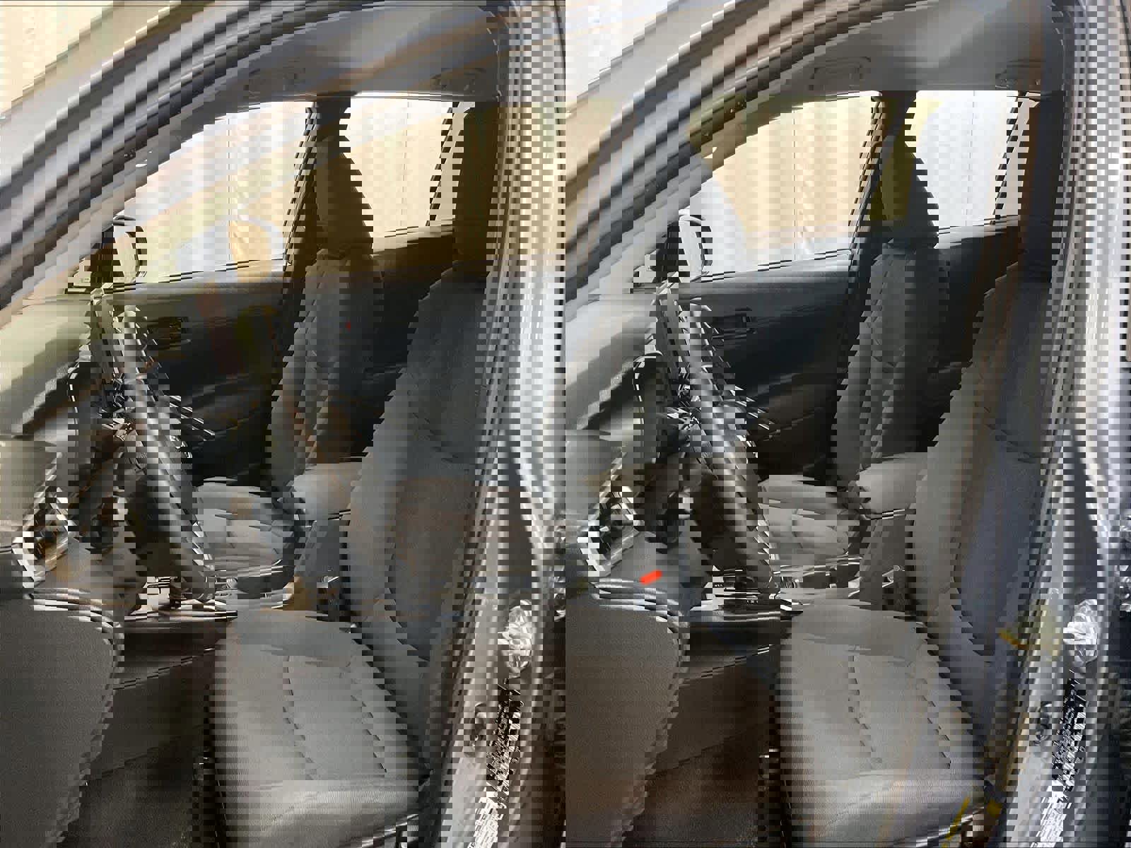 Used 2024 Toyota Corolla Cross LE image 10