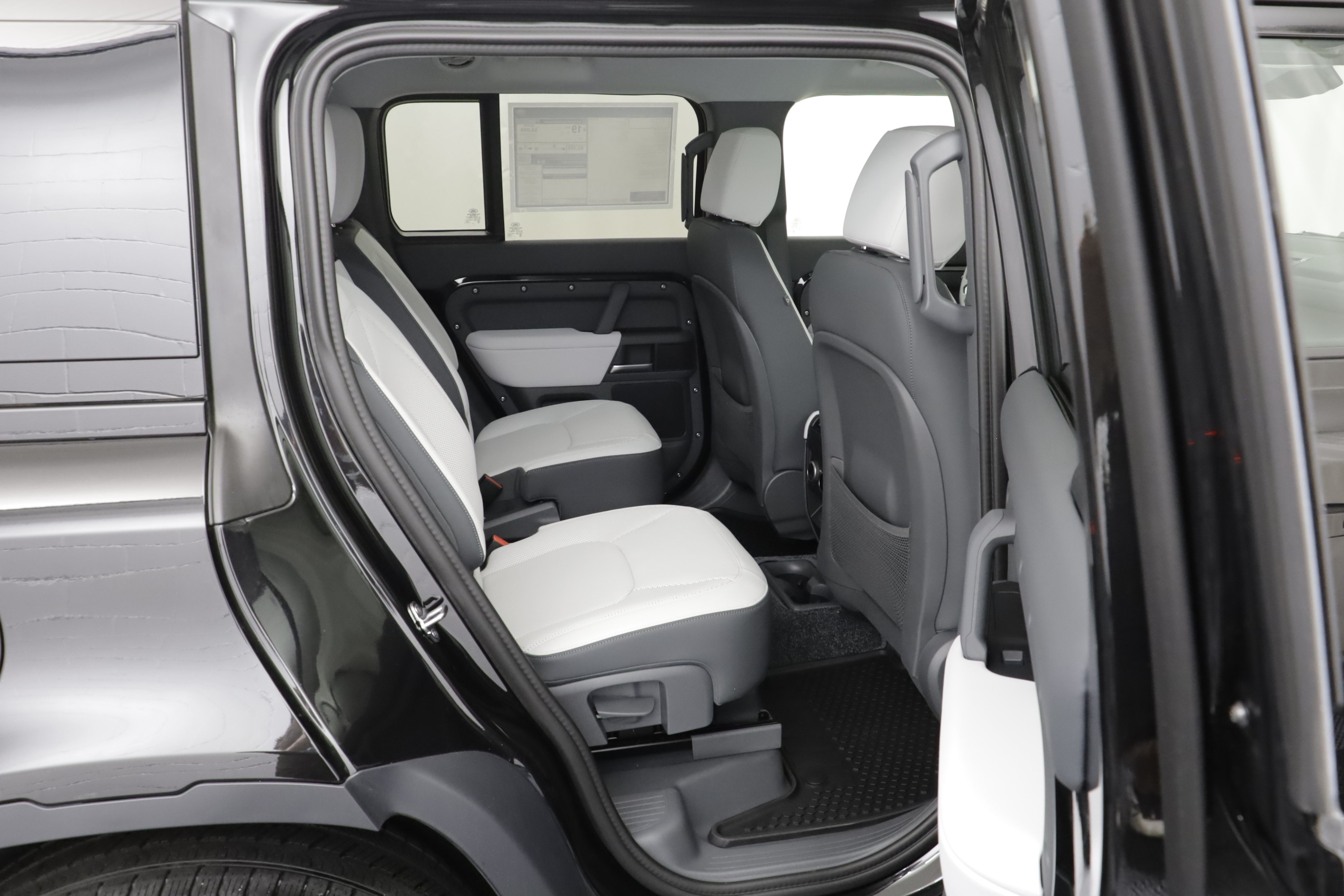 New 2026 Land Rover Defender 130 S AWD/4WD image 25