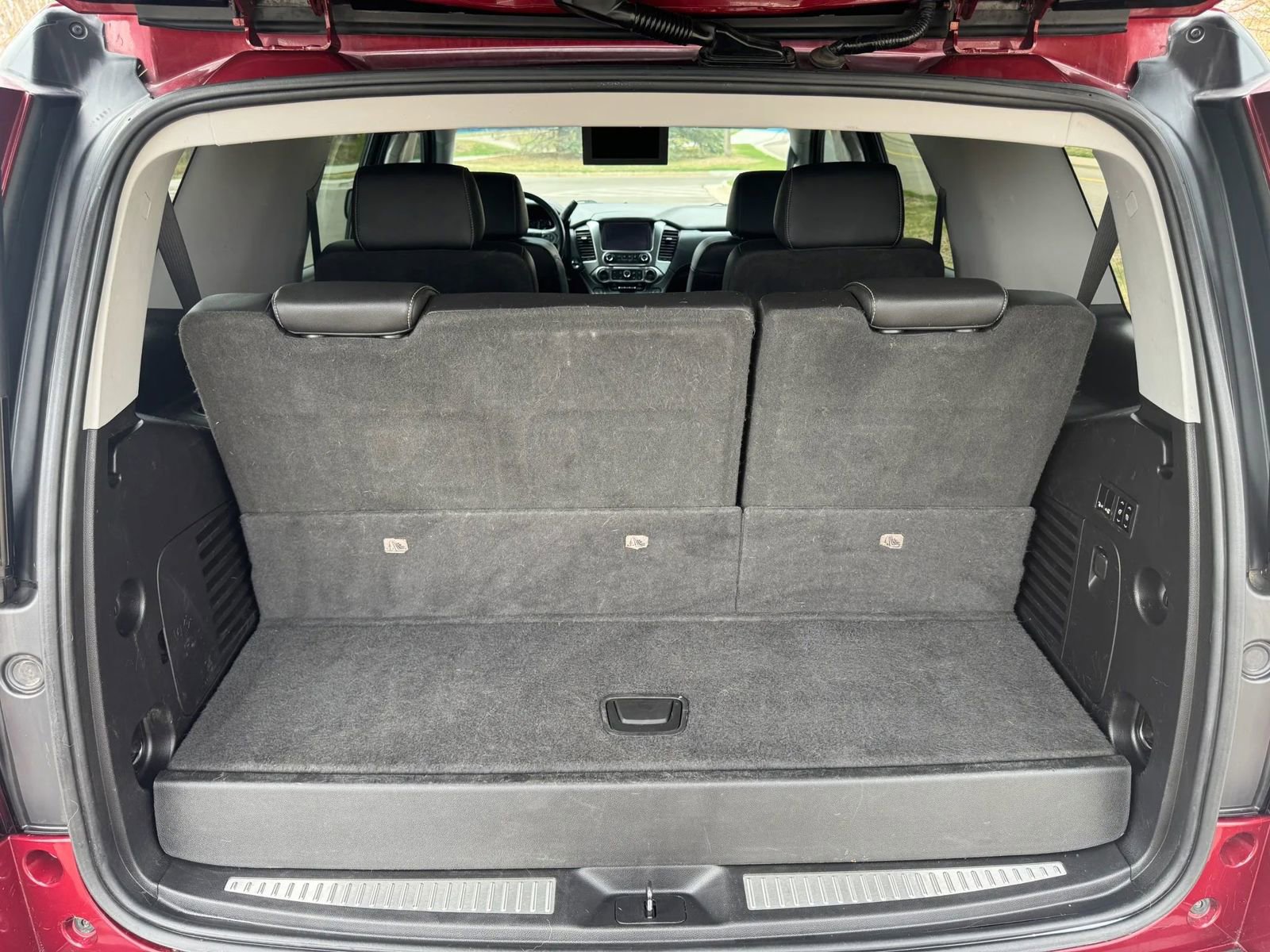 Used 2019 Chevrolet Tahoe LT w/ LT Signature Package image 13