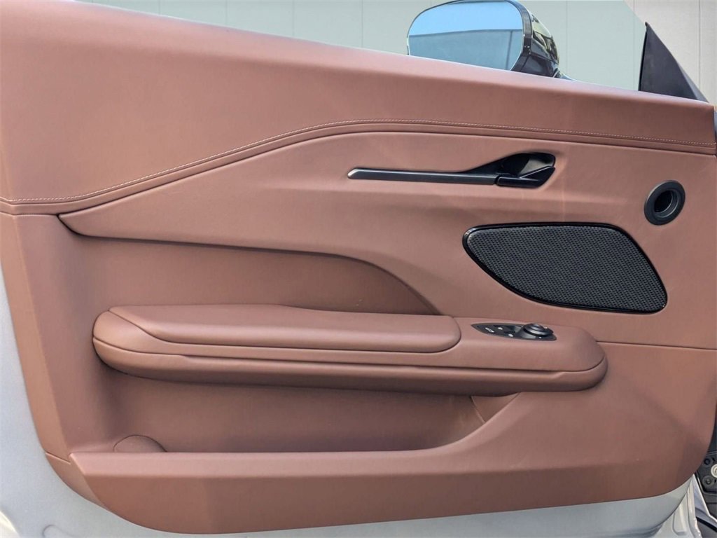 New 2026 Aston Martin V8 Vantage Coupe image 14