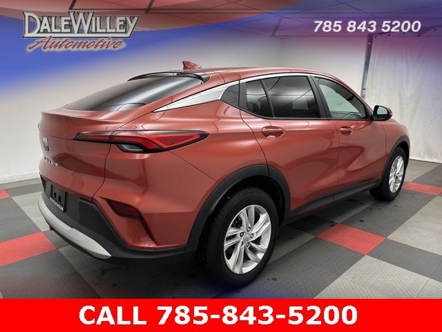 Used 2024 Buick Envista Preferred w/ Convenience I Package image 6