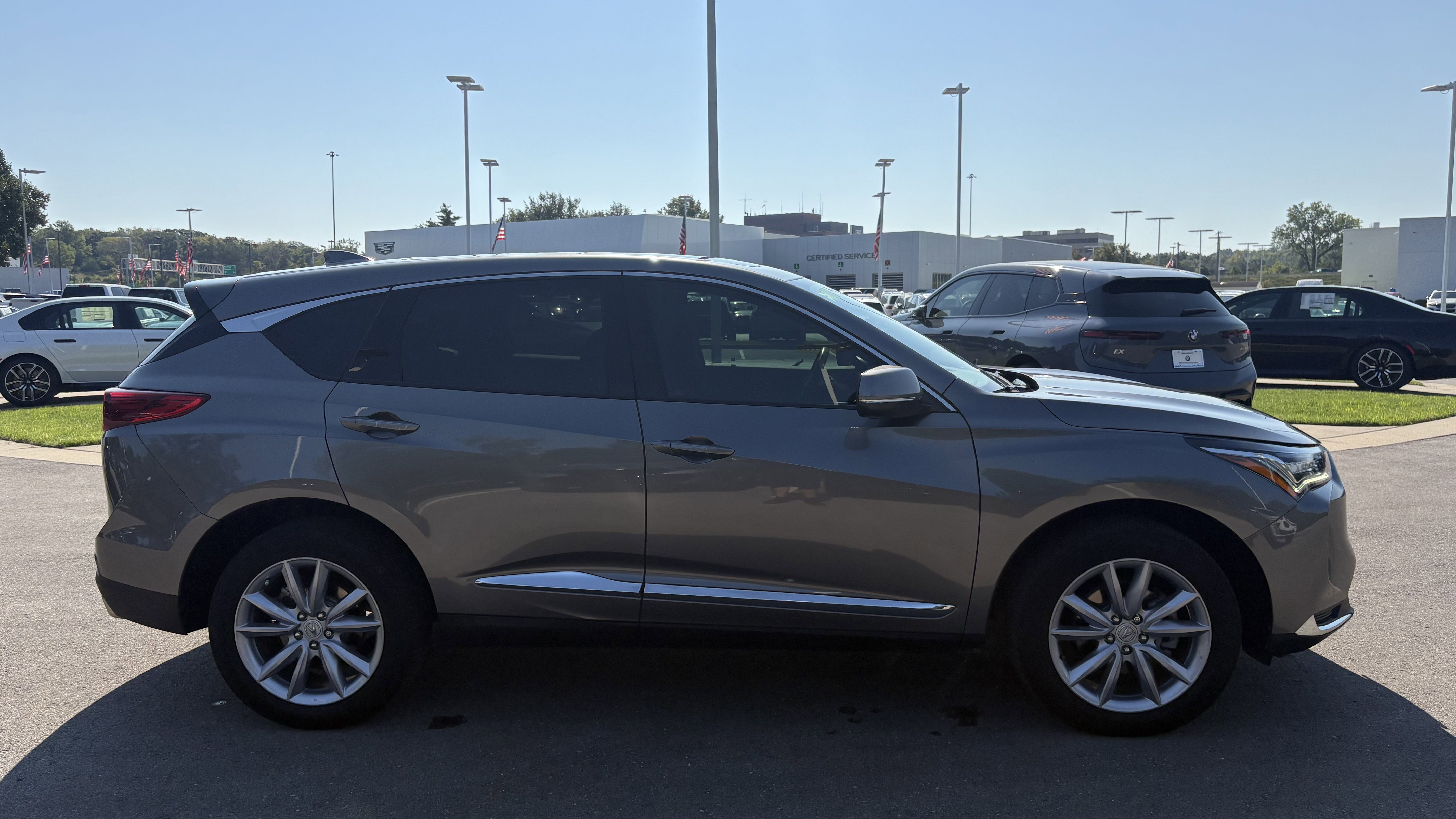 Used 2024 Acura RDX SH-AWD image 11