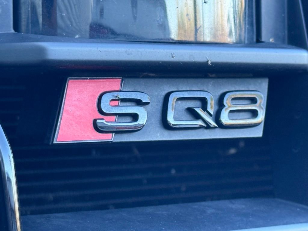 Used 2022 Audi SQ8 Prestige w/ Prestige Package image 48
