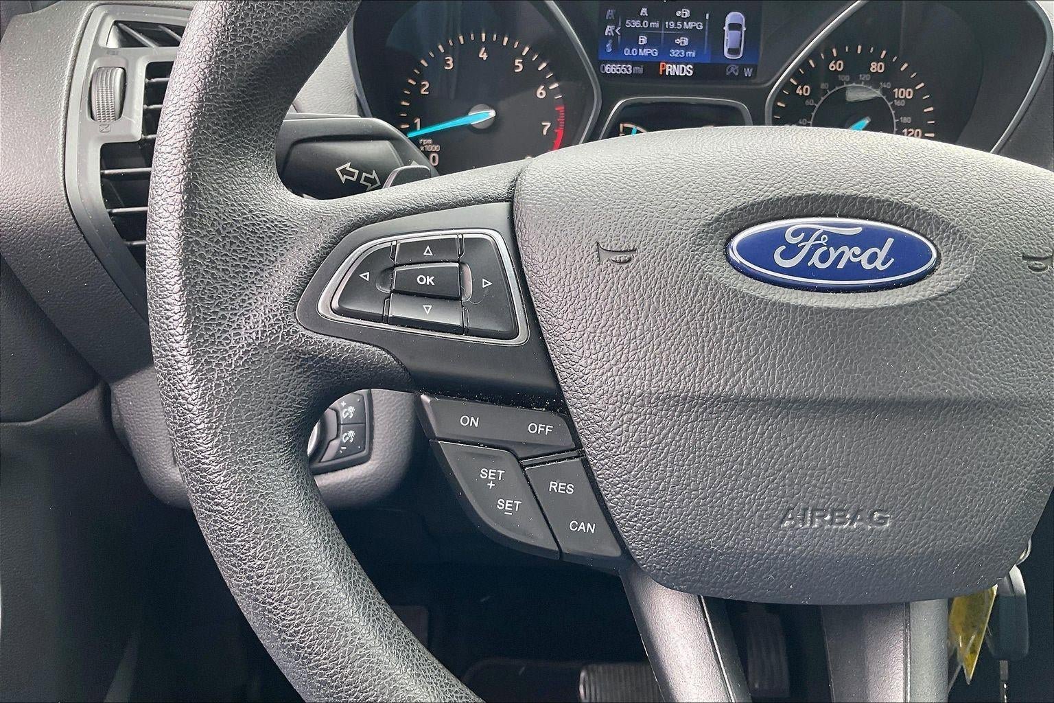 Used 2017 Ford Escape SE AWD/4WD image 19