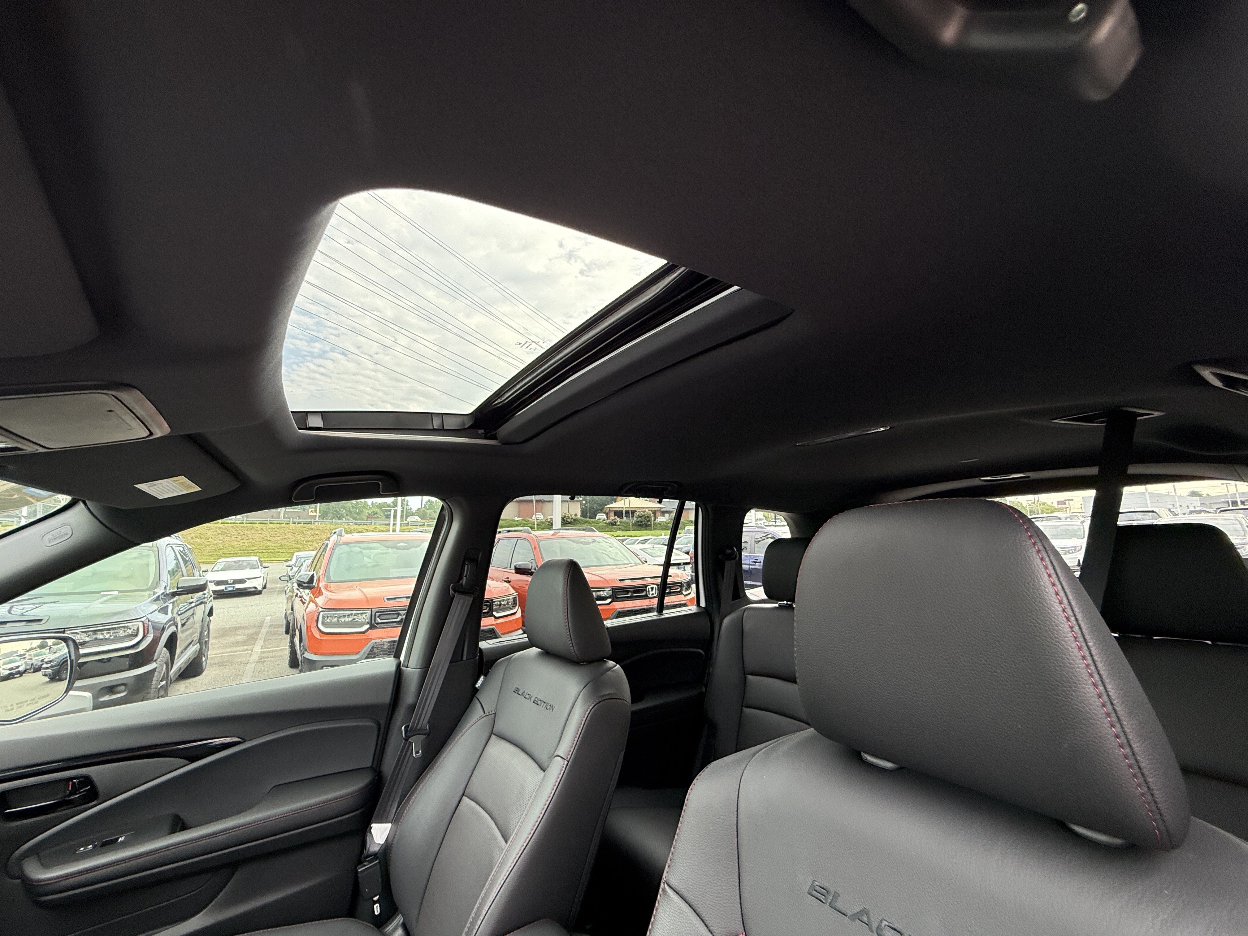 Certified 2024 Honda Passport Black Edition image 28