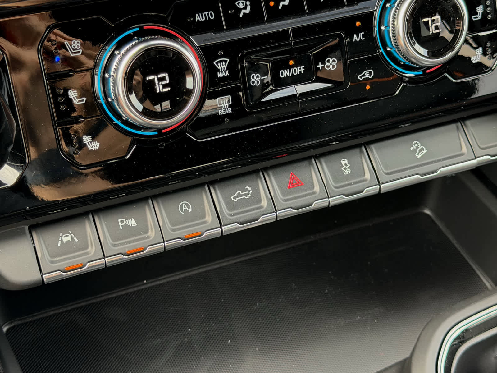 New 2026 GMC Sierra 1500 AT4 w/ AT4 Premium Package image 23